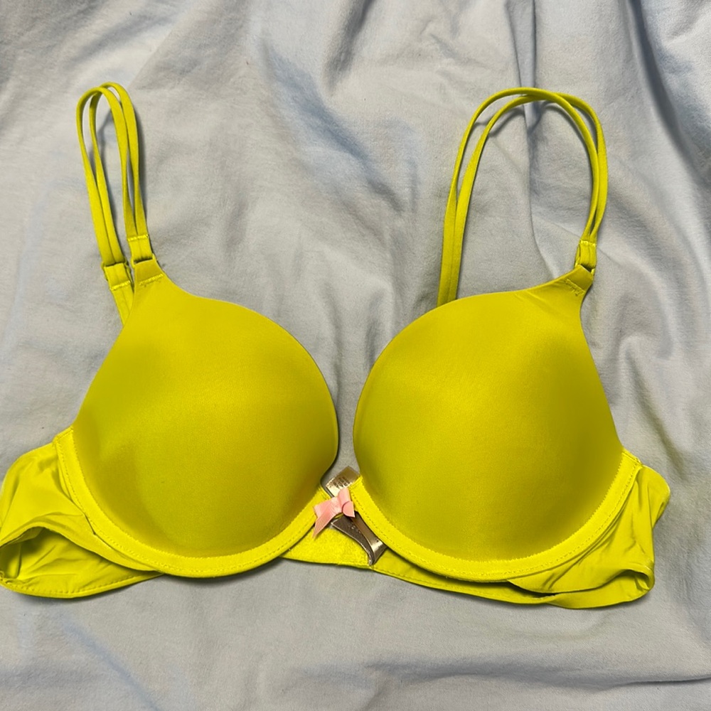 Victoria secret 34B push-up